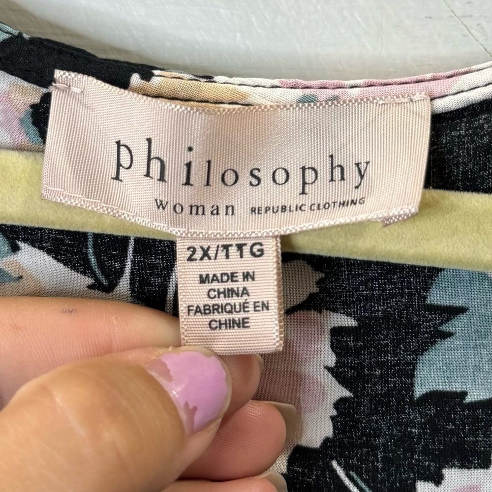Philosophy | Women's Floral Lightweight Breathable Top Size 2X - Picture 4 of 8